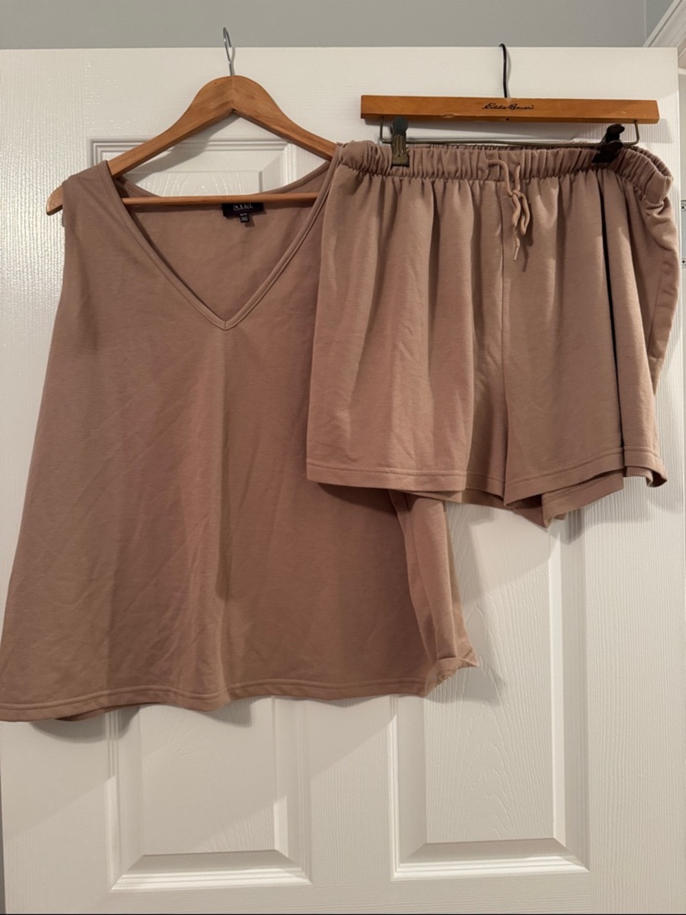 NYDJ V-Neck Tank & Elastic-Waist Shorts Set in Mauve Taupe